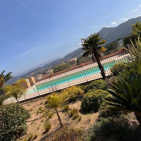 Joli Studio Tout Confort Proche Toutes Commodites Dans Residence Calme LʼÎle-Rousse Buitenkant foto