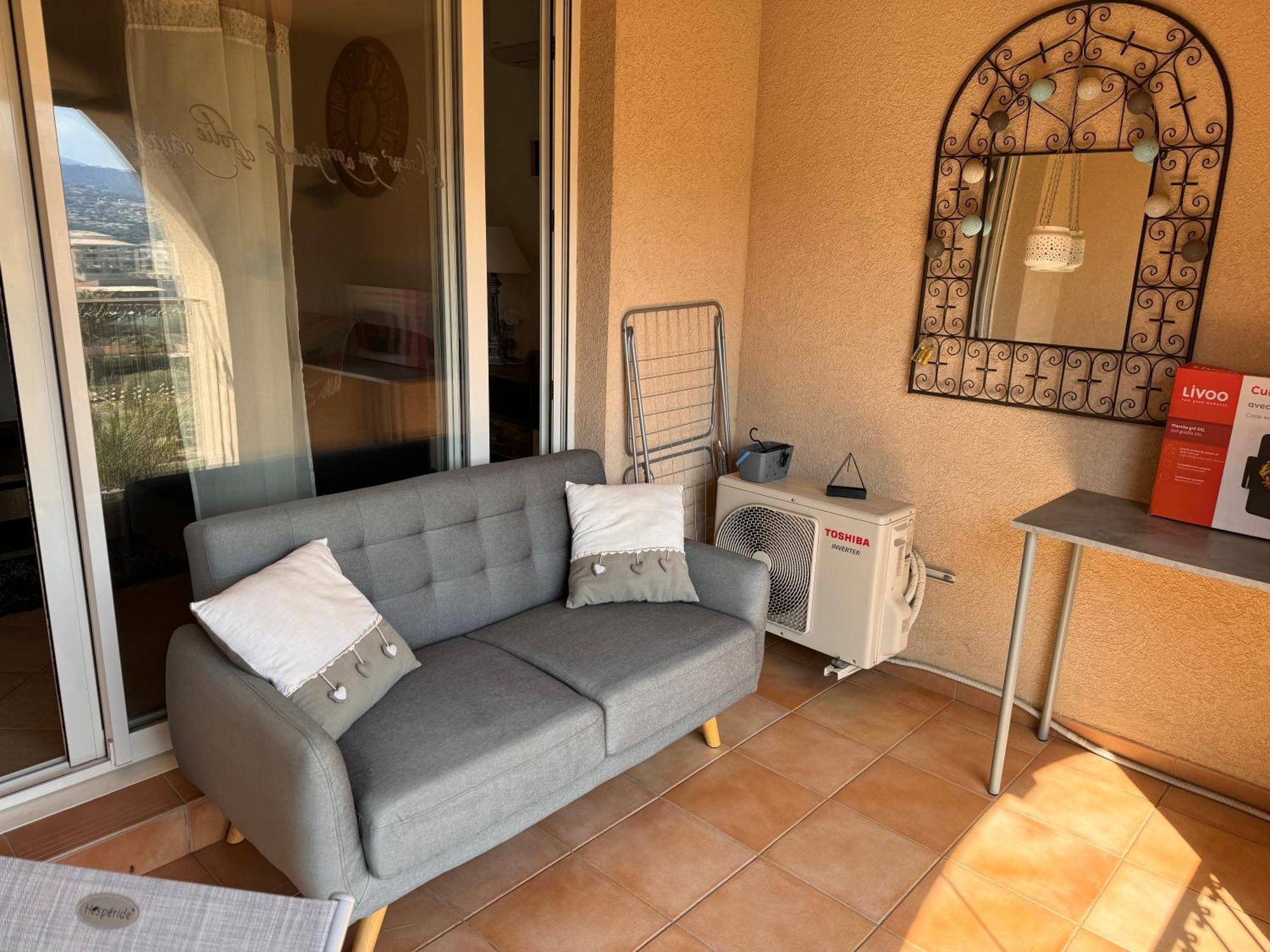 Joli Studio Tout Confort Proche Toutes Commodites Dans Residence Calme LʼÎle-Rousse Buitenkant foto